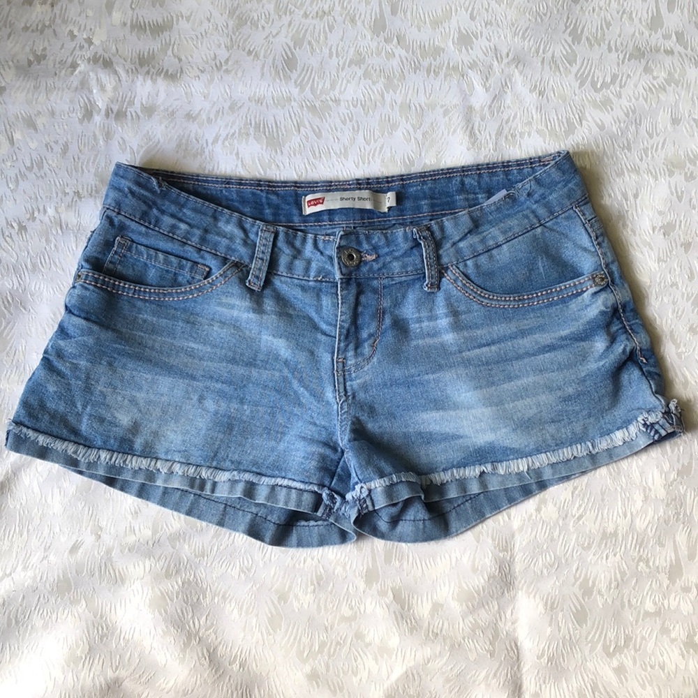 Levi’s shorts